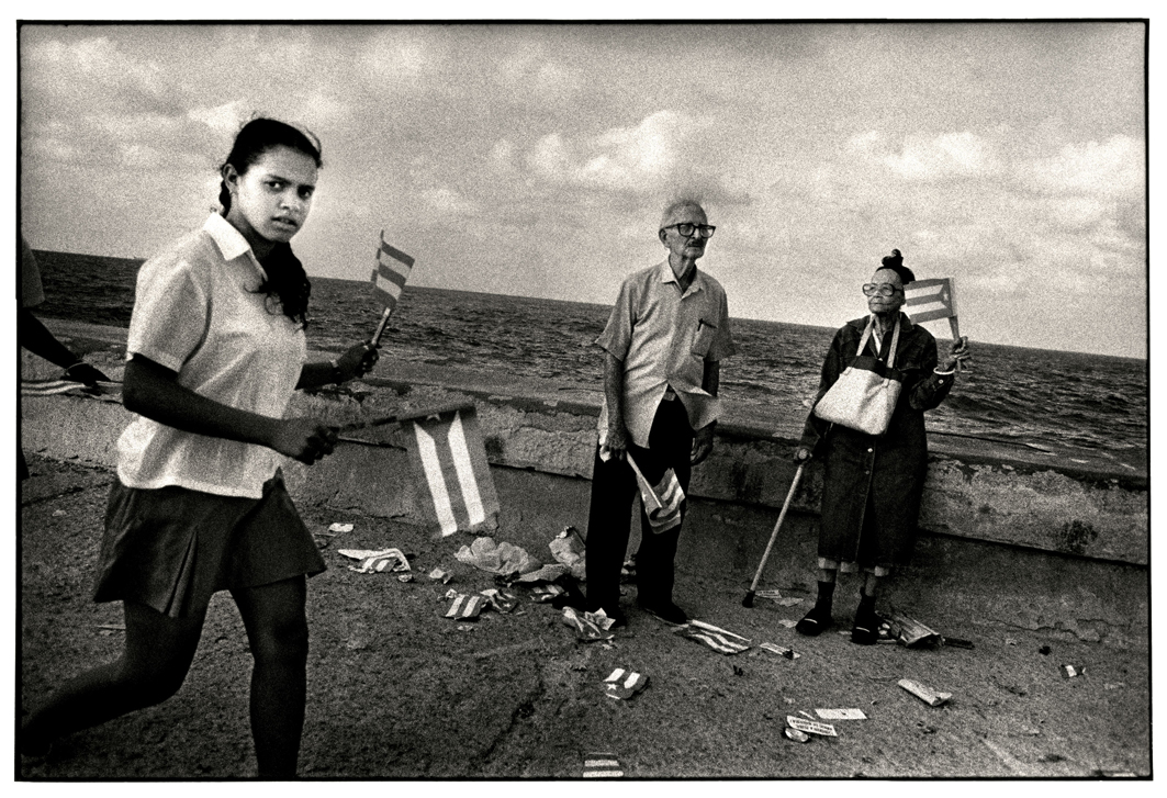 The Malecon, Havana, 2000. © Ernesto Bazan.